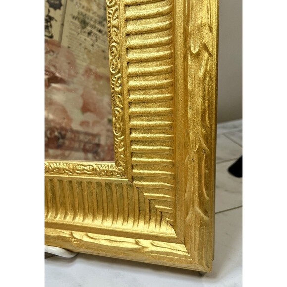 VTG Ornate Gold Tone Gallery Wall Mirror Hollywood Regency Wood 16x13.75in - Picture 4 of 9
